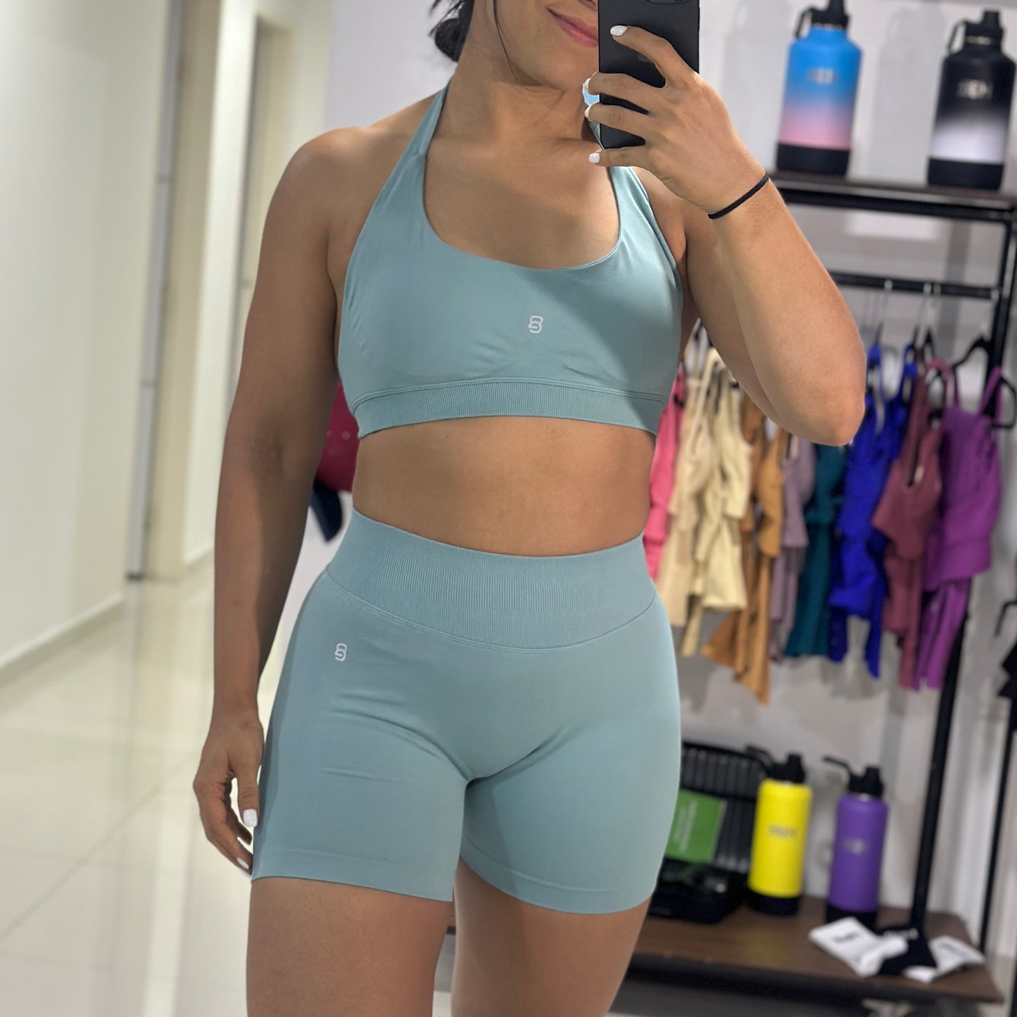 Conjuntos halter top + short
