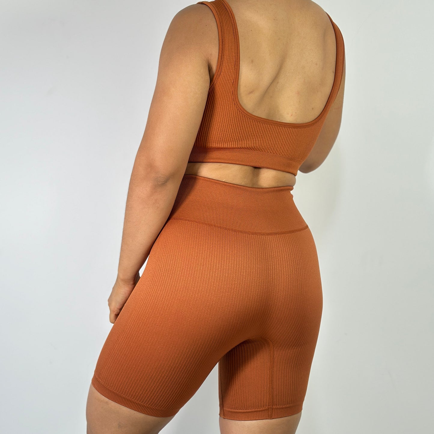 Conjuntos Top + Biker tela acanalada