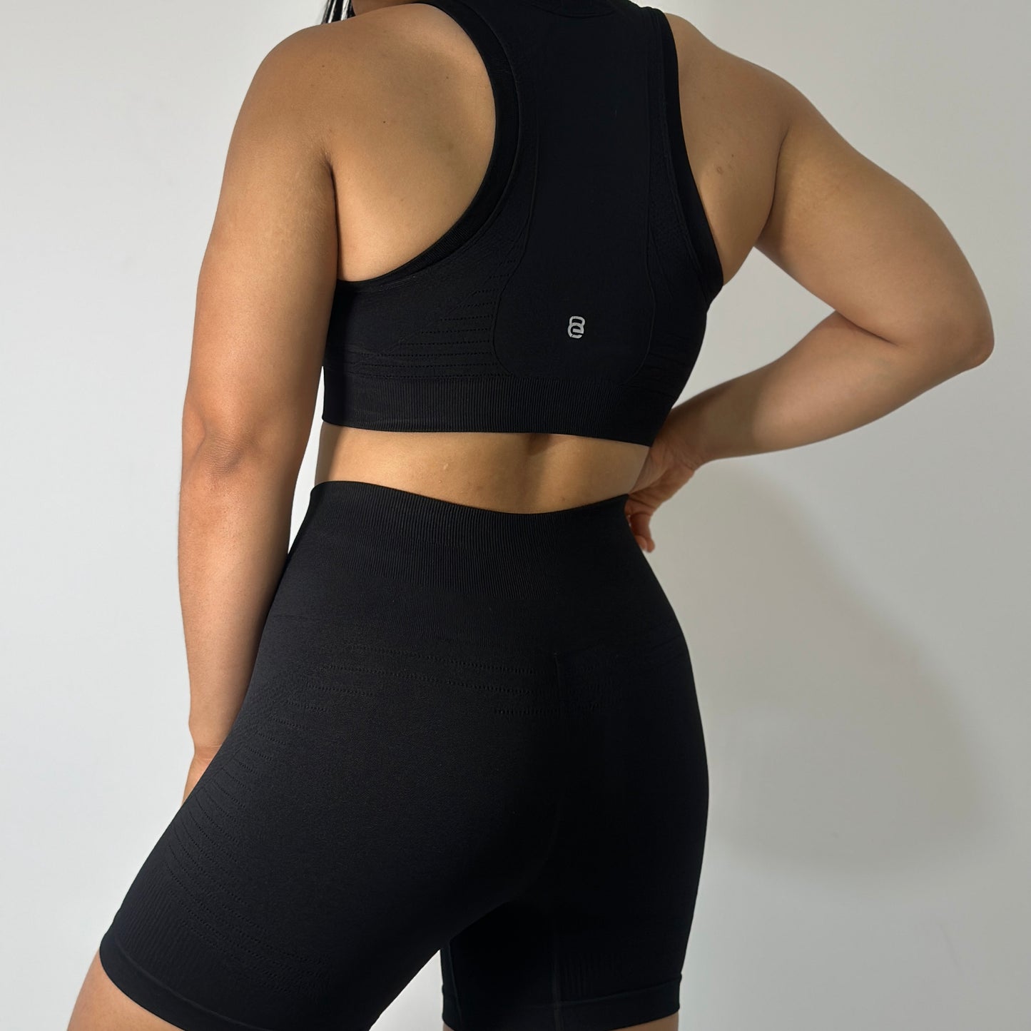 Conjuntos top alto + Short