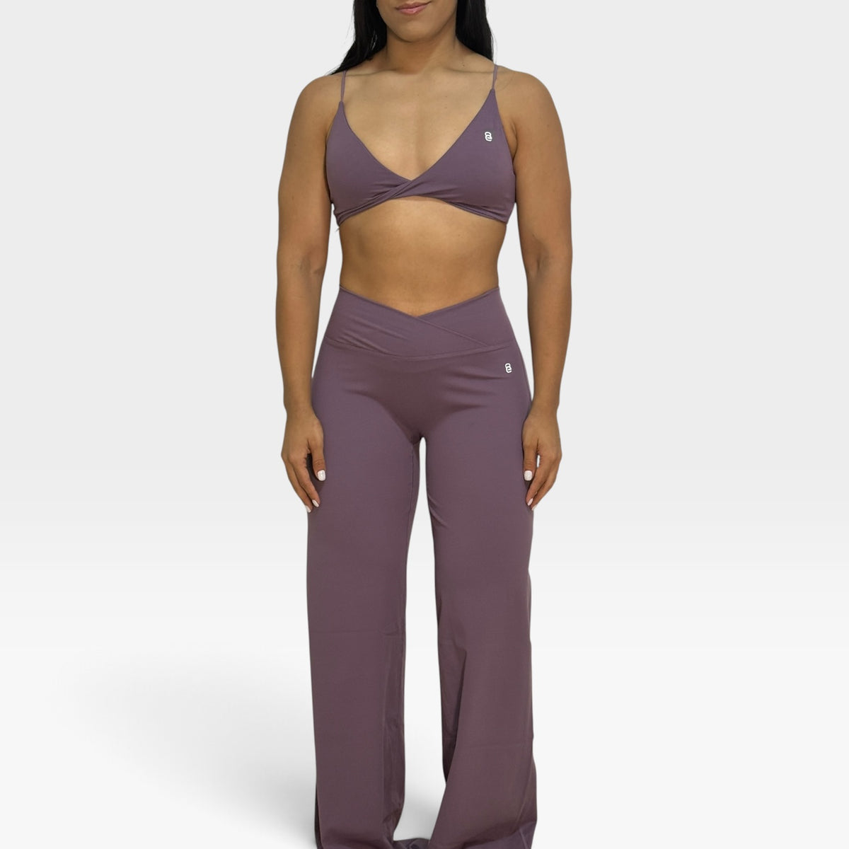 Conjunto top cruzado + licra corte recto