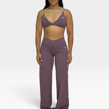 Conjunto top cruzado + licra corte recto