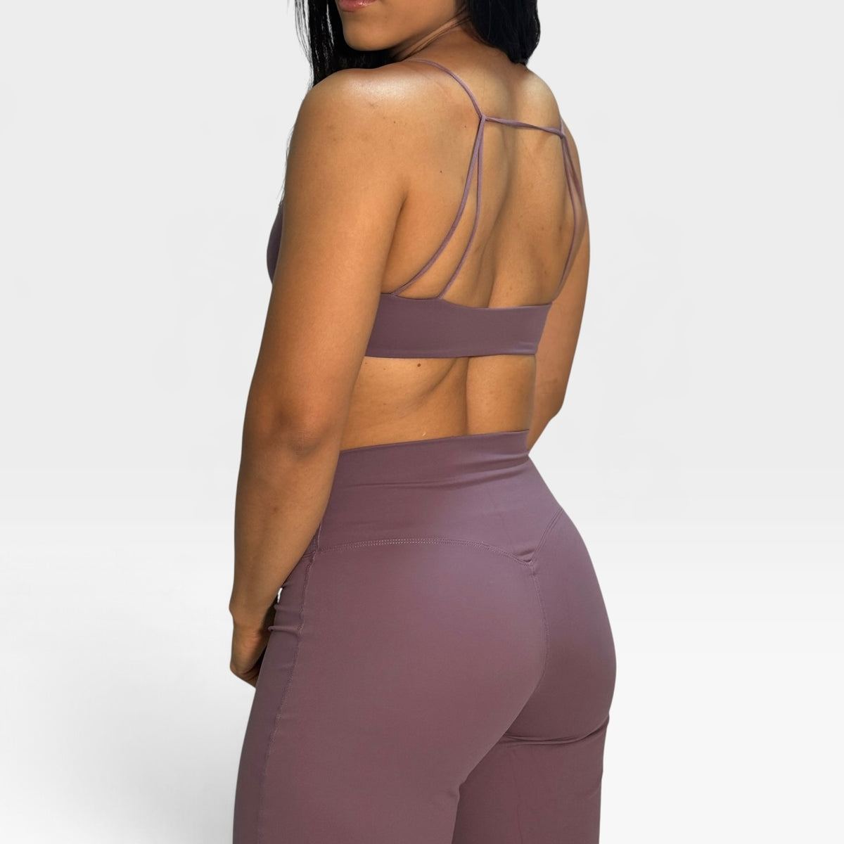 Conjunto top cruzado + licra corte recto