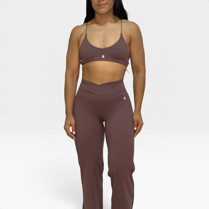 Conjunto top tiritas + licra corte recto