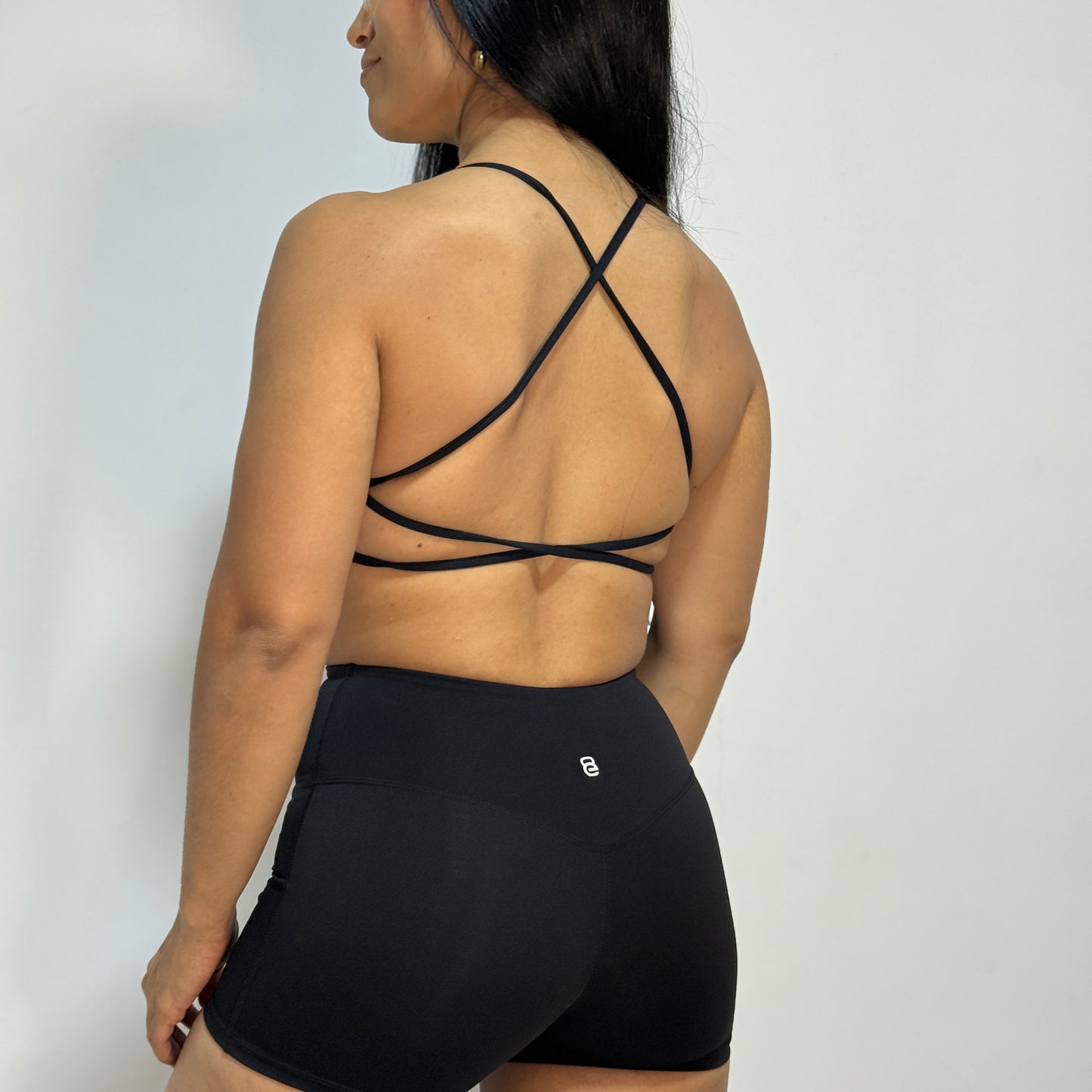 Conjuntos top tiritas cruzado + short