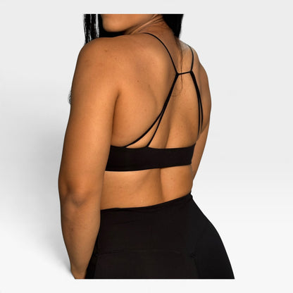 Conjunto top cruzado + licra corte recto